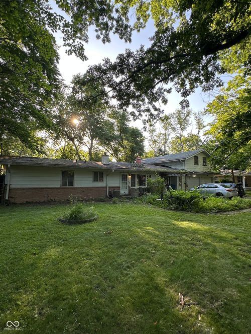 9550 N Delaware St, Indianapolis, IN, 46240-1046 | Card Image