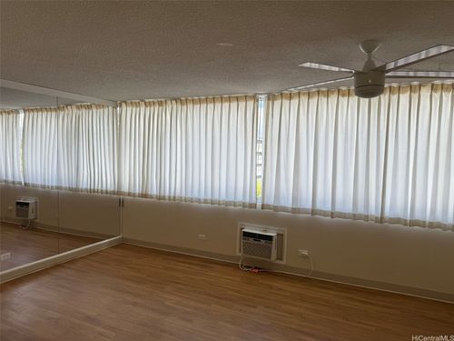 apt-403-1560 Kanunu St, Honolulu, HI, 96814-3201 | Card Image