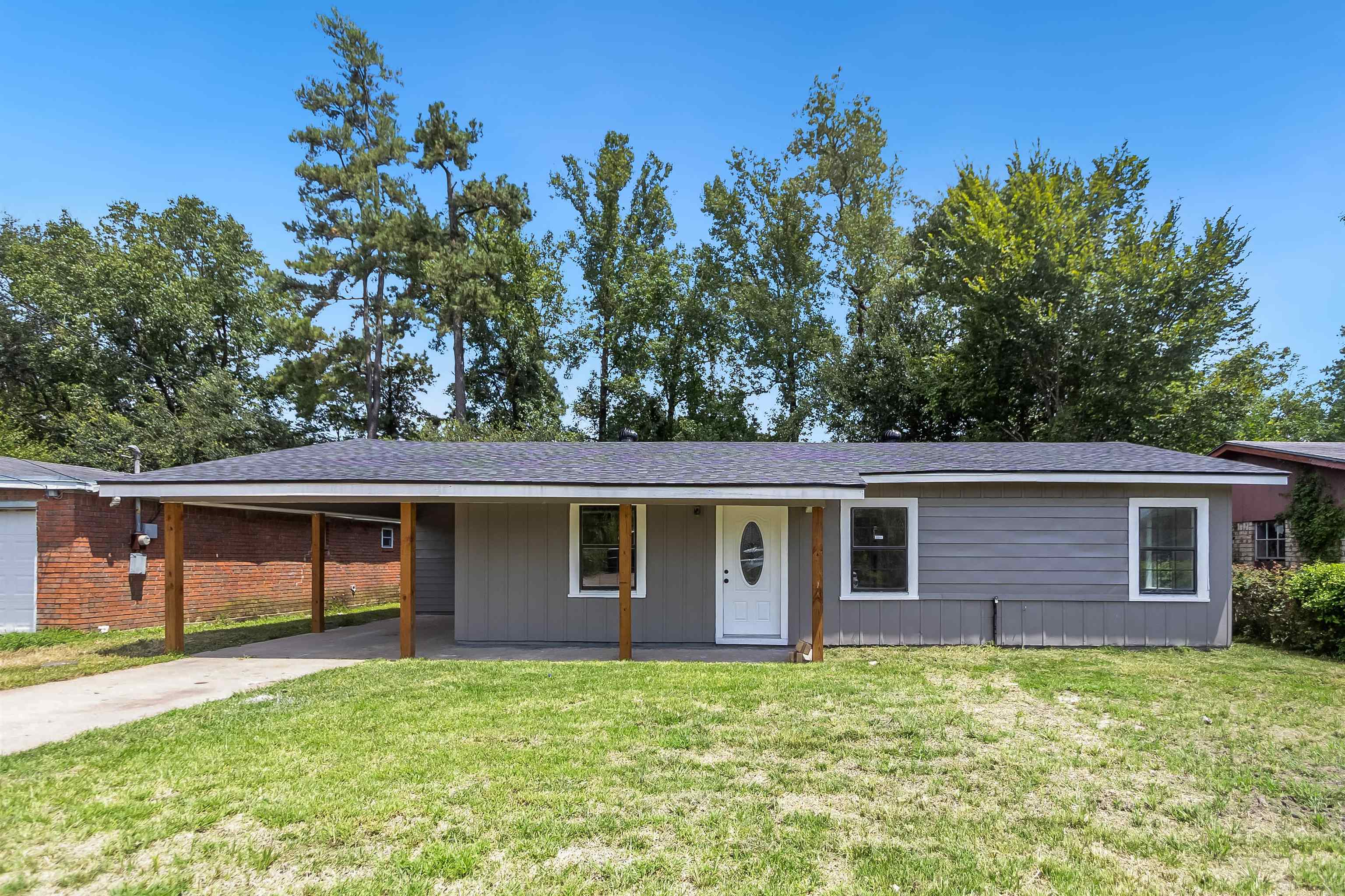 Fairway St, Beaumont, TX 77703