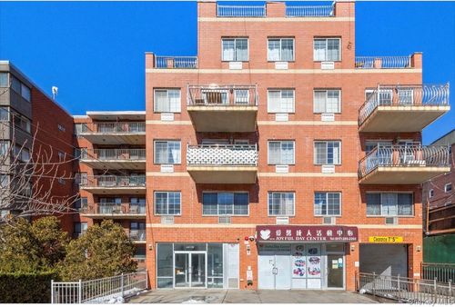 4e-13939 35th Ave, Flushing, NY, 11354-3525 | Card Image