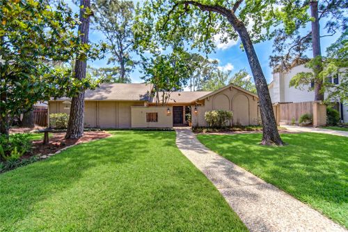13307 Barryknoll Ln, Houston, TX, 77079-3423 | Card Image
