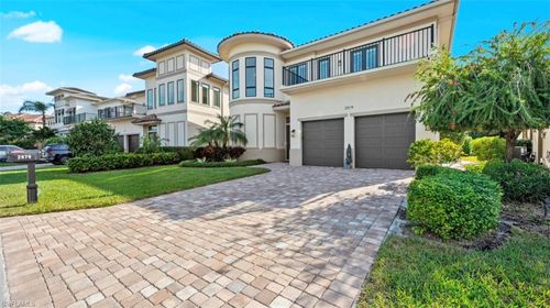 2879 Coco Lakes Dr, NAPLES, FL, 34105 | Card Image