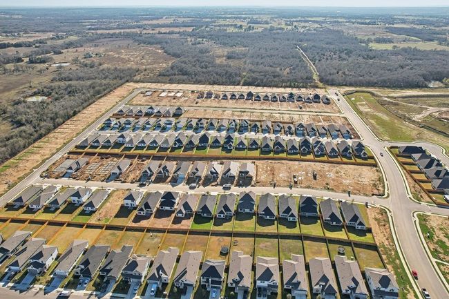 196 Bendecido Loop, House other with 4 bedrooms, 2 bathrooms and 2 parking in Elgin TX | Image 12