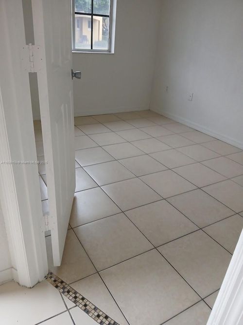 1909-1909 Sw 60th Ave, North Lauderdale, FL, 33068-4625 | Card Image