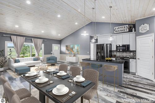 23736 110th Ave, Tustin, MI, 49688-8637 | Card Image