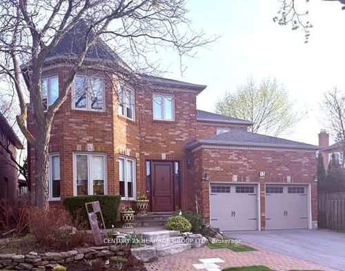 15 Coldwater Crt, Thornhill, ON, L4J7S4 | Card Image