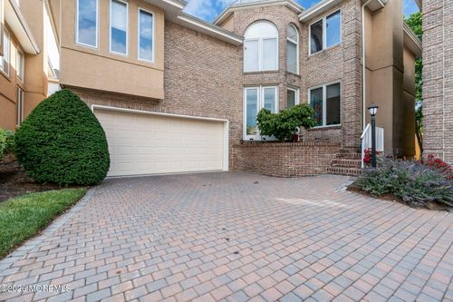56 Tamarac Ct, Holmdel, NJ, 07733-2525 | Card Image
