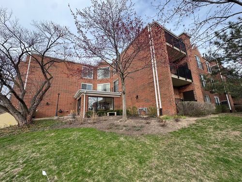 apt-211-815 Leicester Rd, Elk Grove Village, IL, 60007-7303 | Card Image