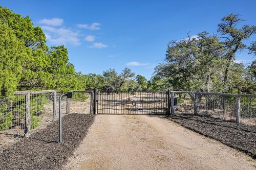 unit-6-11201 Bonham Ranch Rd, Dripping Springs, TX, 78620-5162 | Card Image