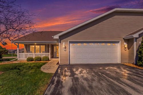 35 Yorkshire Drive, Fond Du Lac, WI, 54935 | Card Image