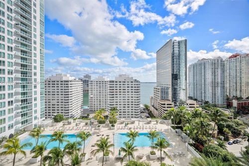1806-951 Brickell Ave, Miami, FL, 33131-3936 | Card Image