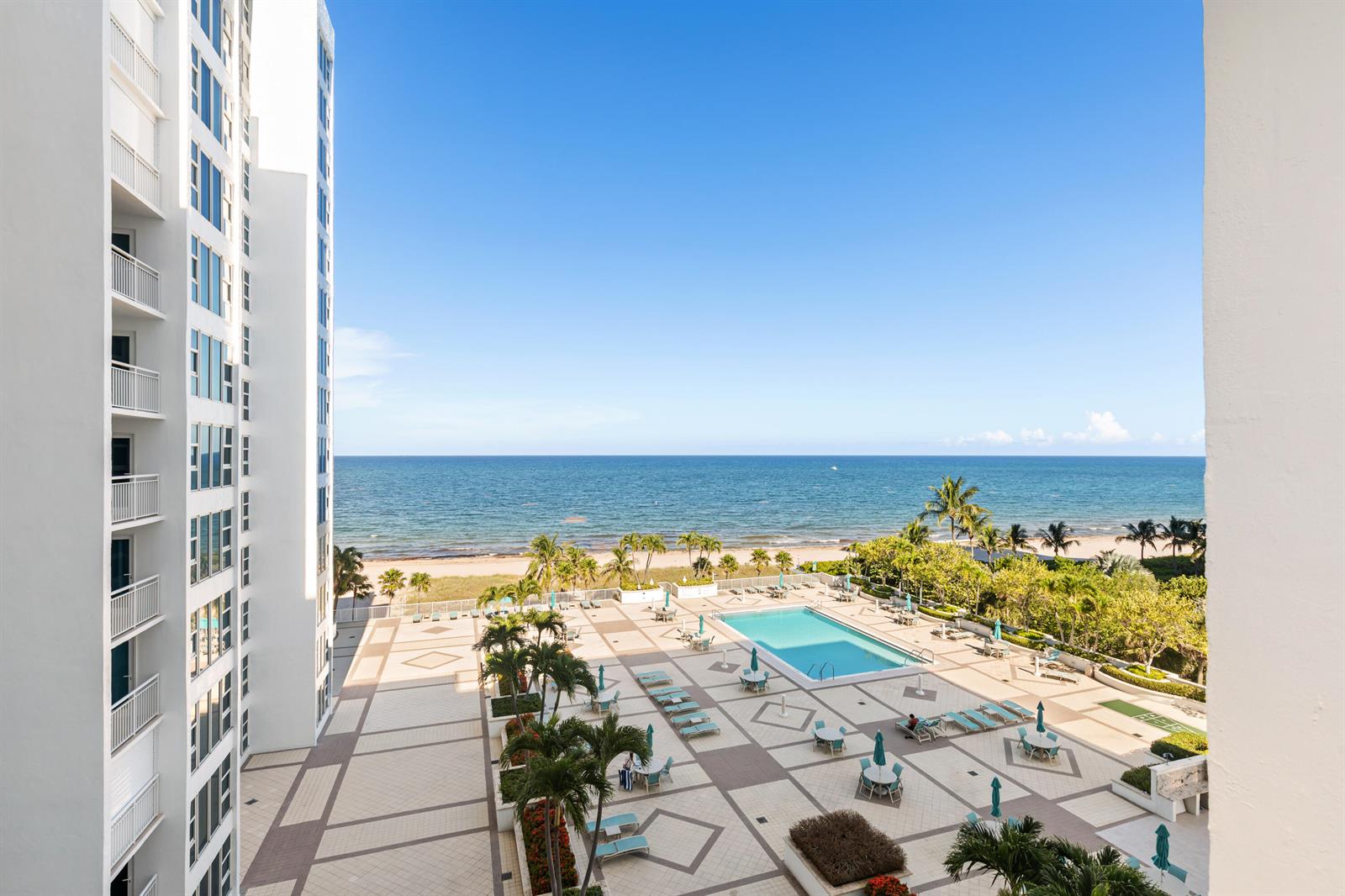 Residential in Lauderdale By The Sea 4