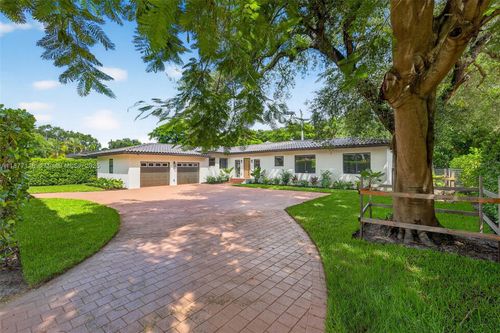 635 Bird Rd, Coral Gables, FL, 33146-1309 | Card Image