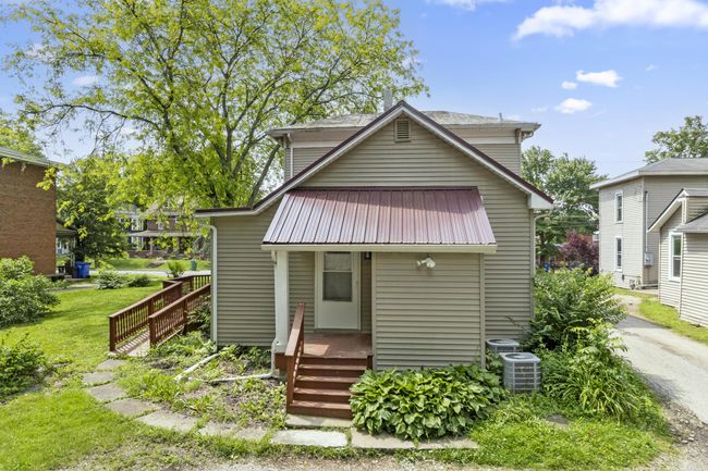 264 W High St, House other with 4 bedrooms, 2 bathrooms and null parking in Mount Gilead OH | Image 37
