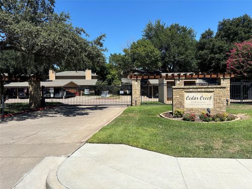 5720 Cedar Creek Dr, Benbrook, TX, 76109-5758 | Card Image