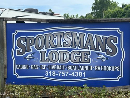 101 Sportsman Ln, Ferriday, LA, 71334-4911 | Card Image