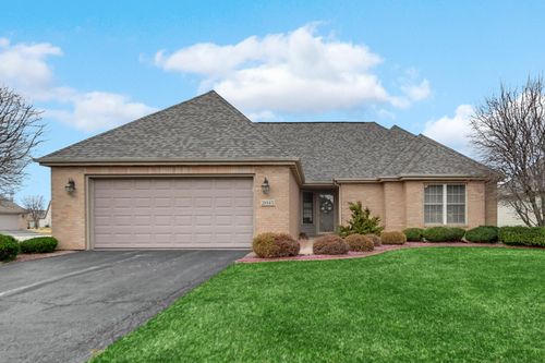2045 Briarwood Ln, Highland, IN, 46322-5523 | Card Image