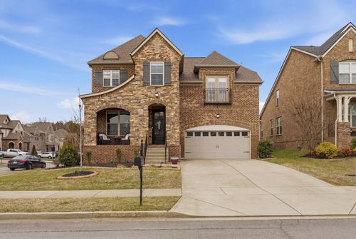 688 Fall Creek Cir, Goodlettsville, TN, 37072-1474 | Card Image