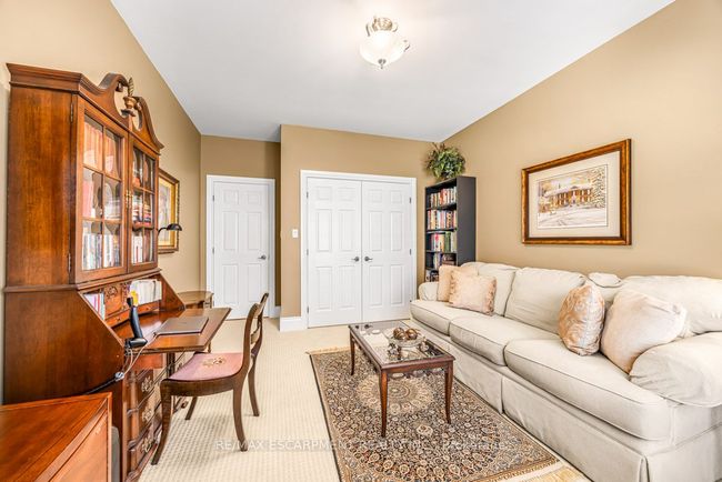5029 Cedar Springs Crt, House other with 3 bedrooms, 3 bathrooms and 12 parking in Burlington ON | Image 25