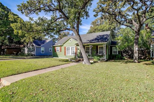 2309 Honeysuckle Avenue, Fort Worth, TX, 76111 | Card Image