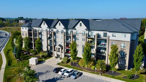 101-42 Ferndale Dr S, Barrie, ON, L4N2M5 | Card Image