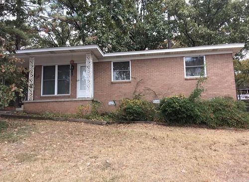 22 Cliffwood Cir, North Little Rock, AR, 72118-5108 | Card Image