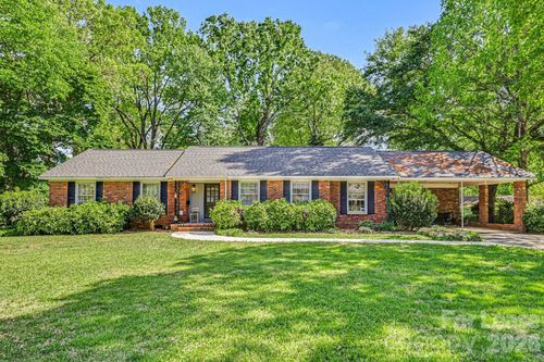 2120 Rocky Knoll Dr, Charlotte, NC, 28210-3820 | Card Image