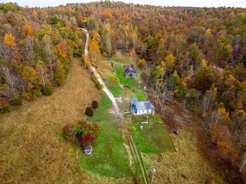 507 Meadowbrook Ln, Olive Hill, KY, 41164-5684 | Card Image