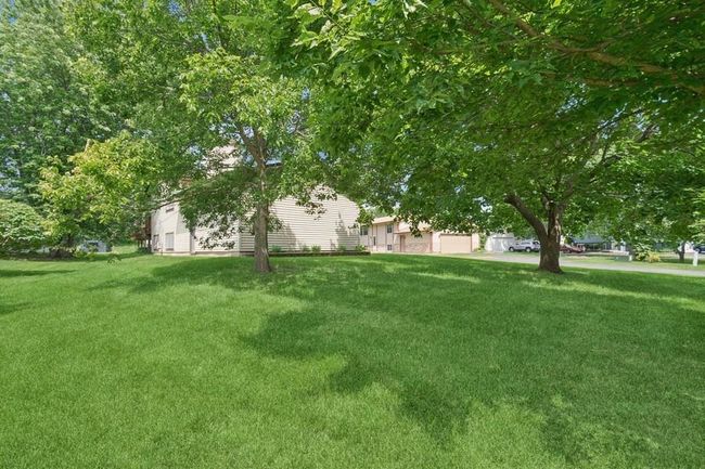 Large Yard to enjoy outdoor spaces of the home. | Image 28