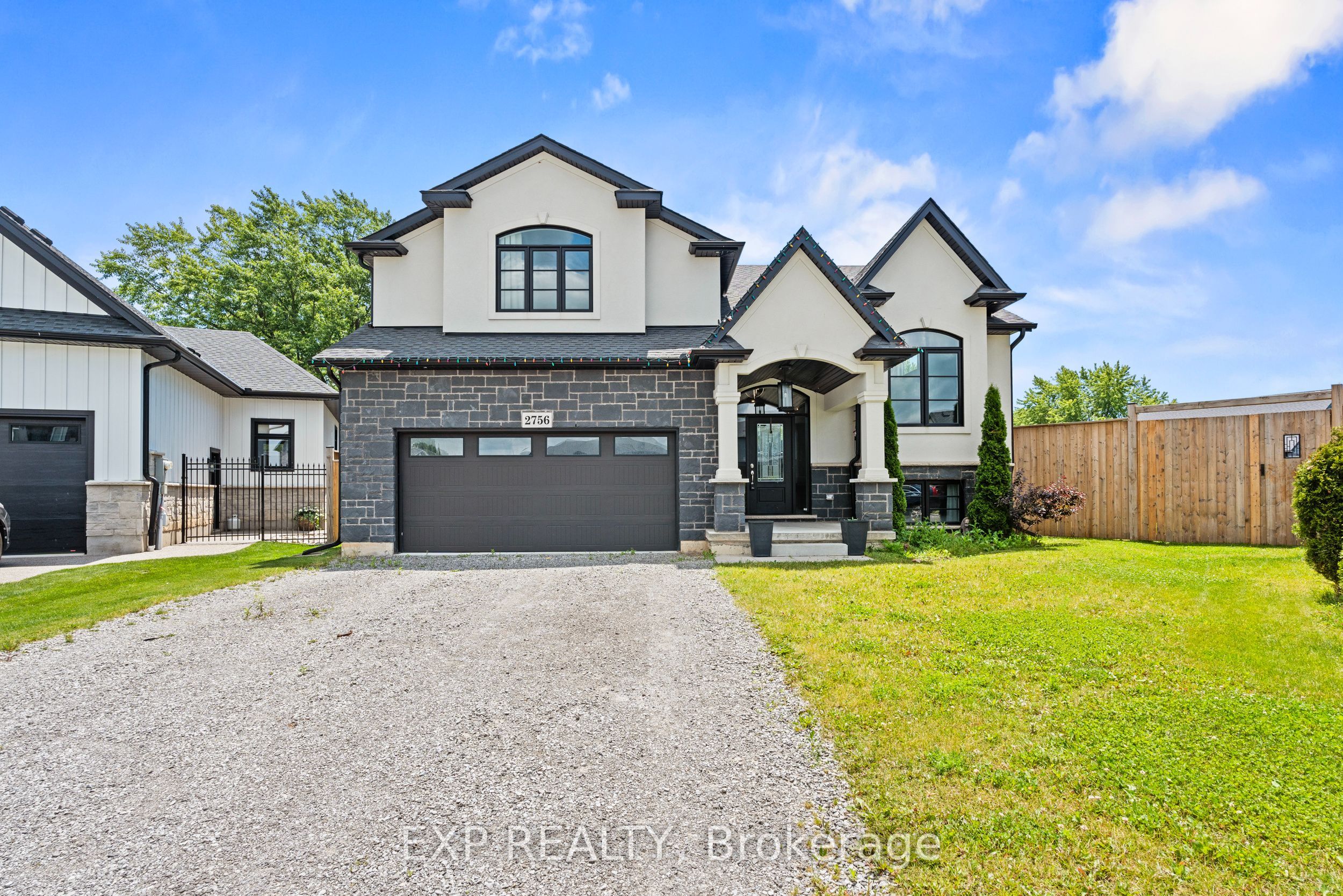 Residential in Fort Erie 3