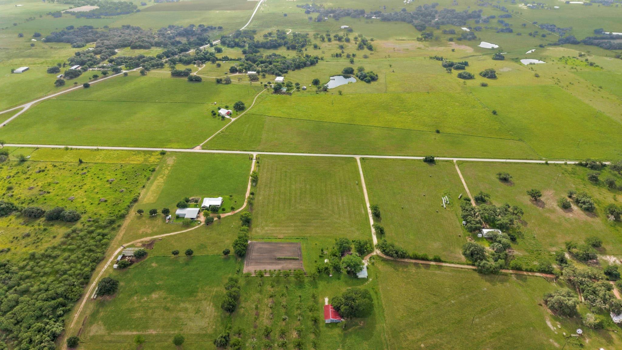 Land in Hallettsville 3