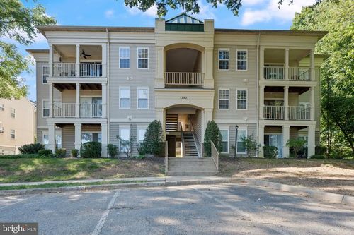 303-13621 Garfield Pl, WOODBRIDGE, VA, 22191-1952 | Card Image
