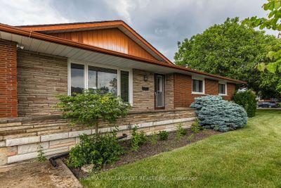 11 Ridge Point Dr, House other with 4 bedrooms, 2 bathrooms and 8 parking in Saint Catharines ON | Image 2