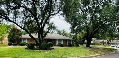 2110 Juanita Dr, Arlington, TX, 76013-3463 | Card Image