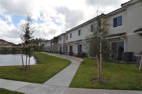 unit-2588-2574 Sw 81st Ter, Miramar, FL, 33025-2464 | Card Image