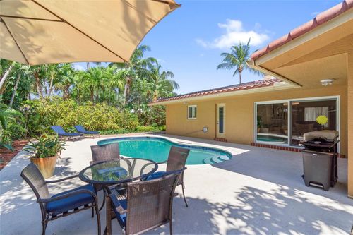 2100 Ne 57th St, Fort Lauderdale, FL, 33308-2528 | Card Image