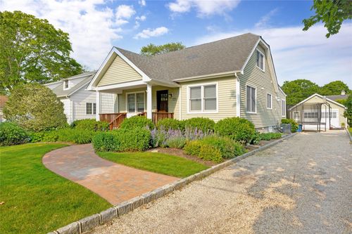 11 Anita Pl, Amityville, NY, 11701 | Card Image