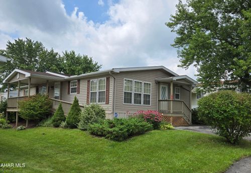 363 Ake Ln, Martinsburg, PA, 16662-1621 | Card Image