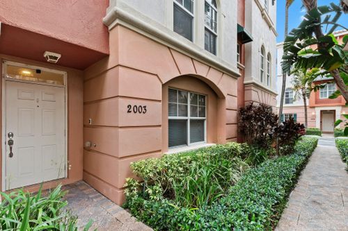 2003-1033 Ne 17th Way, Fort Lauderdale, FL, 33304 | Card Image