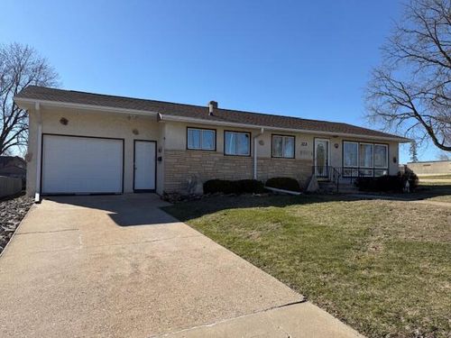 323 N Badger St, CALEDONIA, MN, 55921-1515 | Card Image