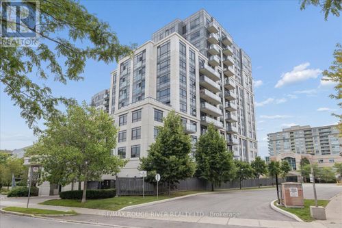 330-35 Saranac Blvd, North York, ON, M6A2G4 | Card Image
