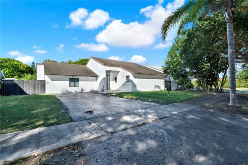 12221 Sw 93rd St, Miami, FL, 33186-1911 | Card Image