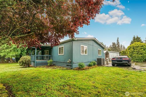 980 Falcon Rd, Camano Island, WA, 98282-8411 | Card Image