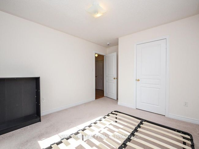 74 Paper Mills Cres, House attached with 3 bedrooms, 3 bathrooms and 1 parking in Richmond Hill ON | Image 17