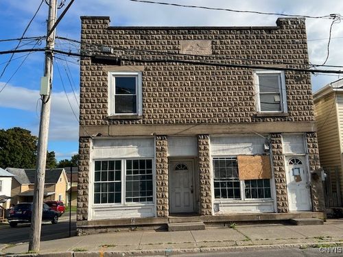 144 Canal St, Canastota, NY, 13032-1360 | Card Image