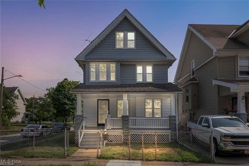 10136 North Blvd, Cleveland, OH, 44108-3434 | Card Image
