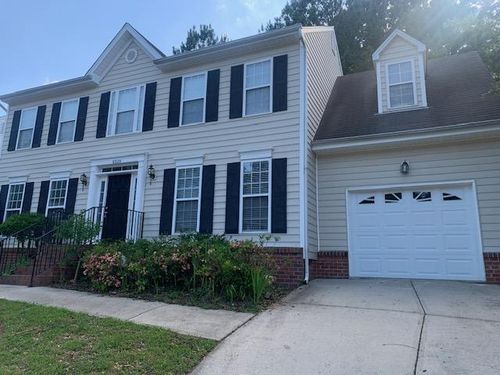 8320 Hobhouse Cir, Raleigh, NC, 27615-8107 | Card Image