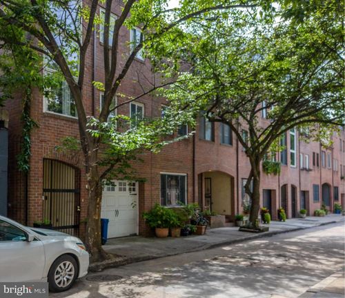 2108 Appletree St, PHILADELPHIA, PA, 19103-1336 | Card Image