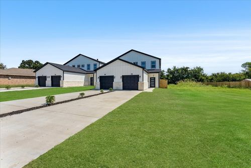 13707 Biggs St, Dallas, TX, 75253-5014 | Card Image