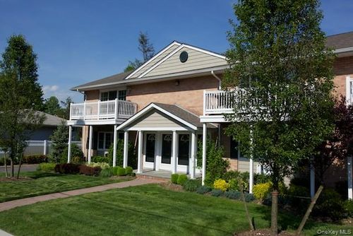 ea55-55 Eastwood Ave, Deer Park, NY, 11729-3401 | Card Image